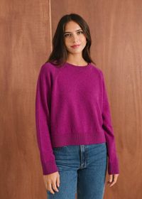Pull boxy en laine mérinos recyclée | rose magenta