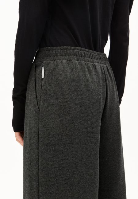 Pantalon jersey en ecovero et matière recyclée | gris "himaari - steel melange" - Armedangels
