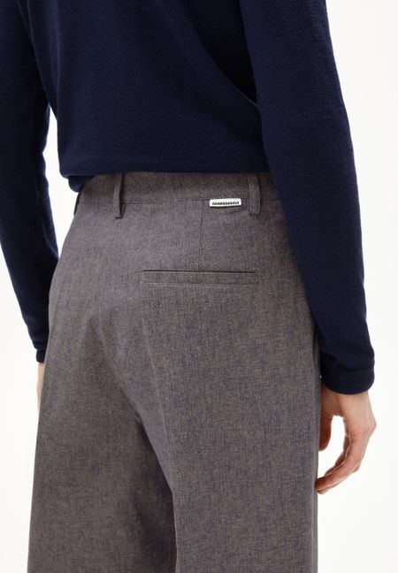 Pantalon droit flanelle en coton bio | gris/marine "leandraa handaas - pure-tinted navy" - Armedangels
