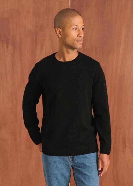 Pull en laine mérinos recyclée | noir - WeDressFair Essentiels