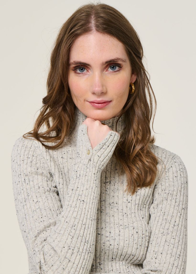 Pull côtelé en coton bio et laine | gris chiné "alaania tweed - oatmilk-black" - Armedangels