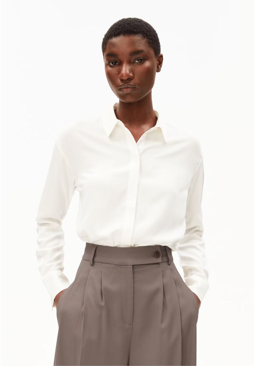 Chemise en ecovero | blanc "larisaana longsleeve - off white" - Armedangels