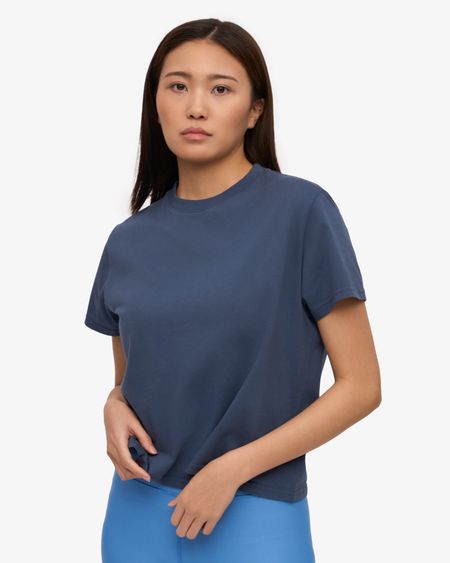 T-shirt en coton bio | bleu "organic boxy crop tee - petrol blue" - Colorful Standard