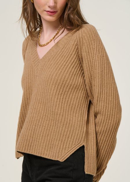 Pull col v en laine recyclée | camel "manon - beige sughero" - Rifò