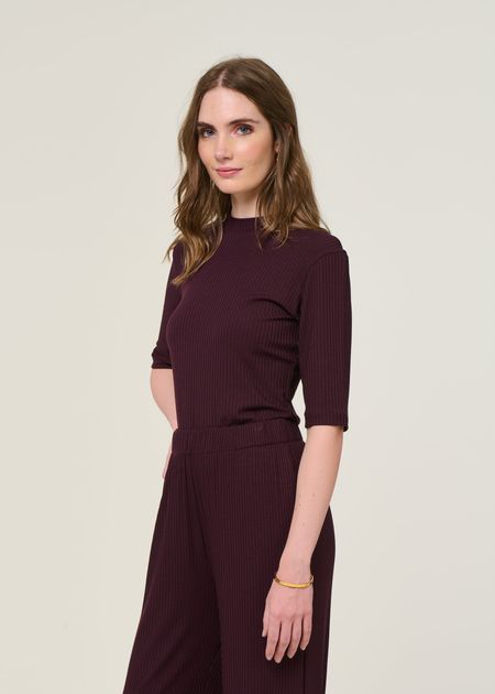 T-shirt côtelé en tencel | aubergine "nina - cherry lacquer" - Jan'n June