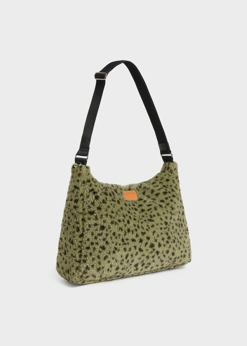 Sac épaule en matières recyclées | vert "olivia hobo bag - olivia" - Wouf