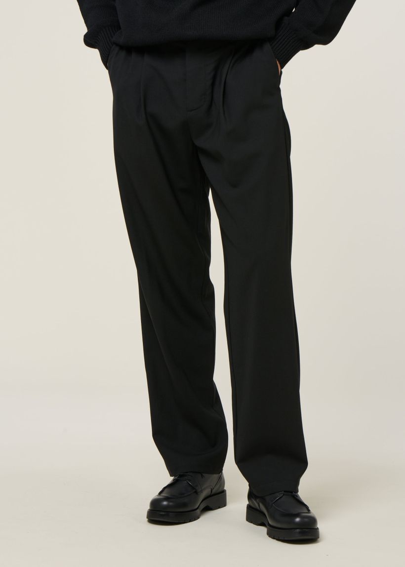 Pantalon droit à pinces en laine certifiée | noir "black pierre pants - black" - Thinking Mu