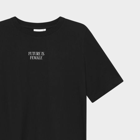 T-shirt en coton bio | noir "vadstena future is female black" - Dedicated
