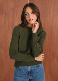 Pull droit en laine mérinos recyclée | olive