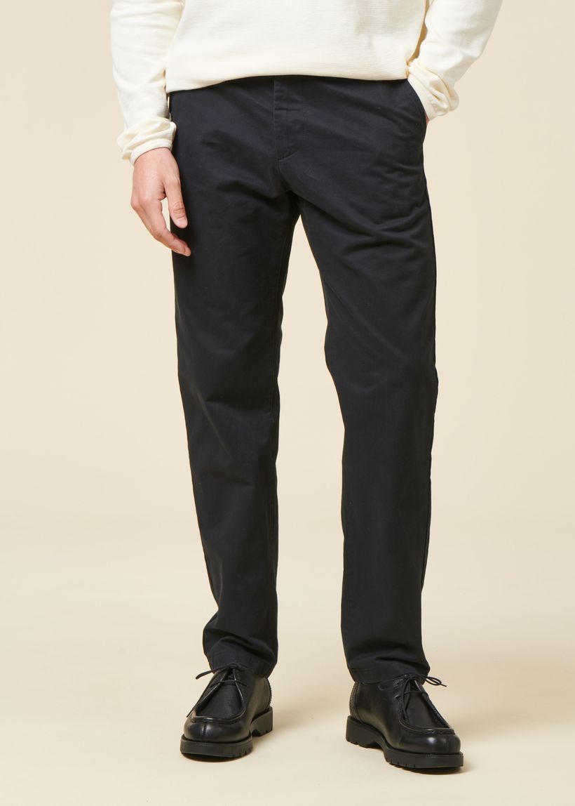 Chino droit en coton bio | noir "chuck regular twill poplin pants black jet" - Knowledge Cotton Apparel