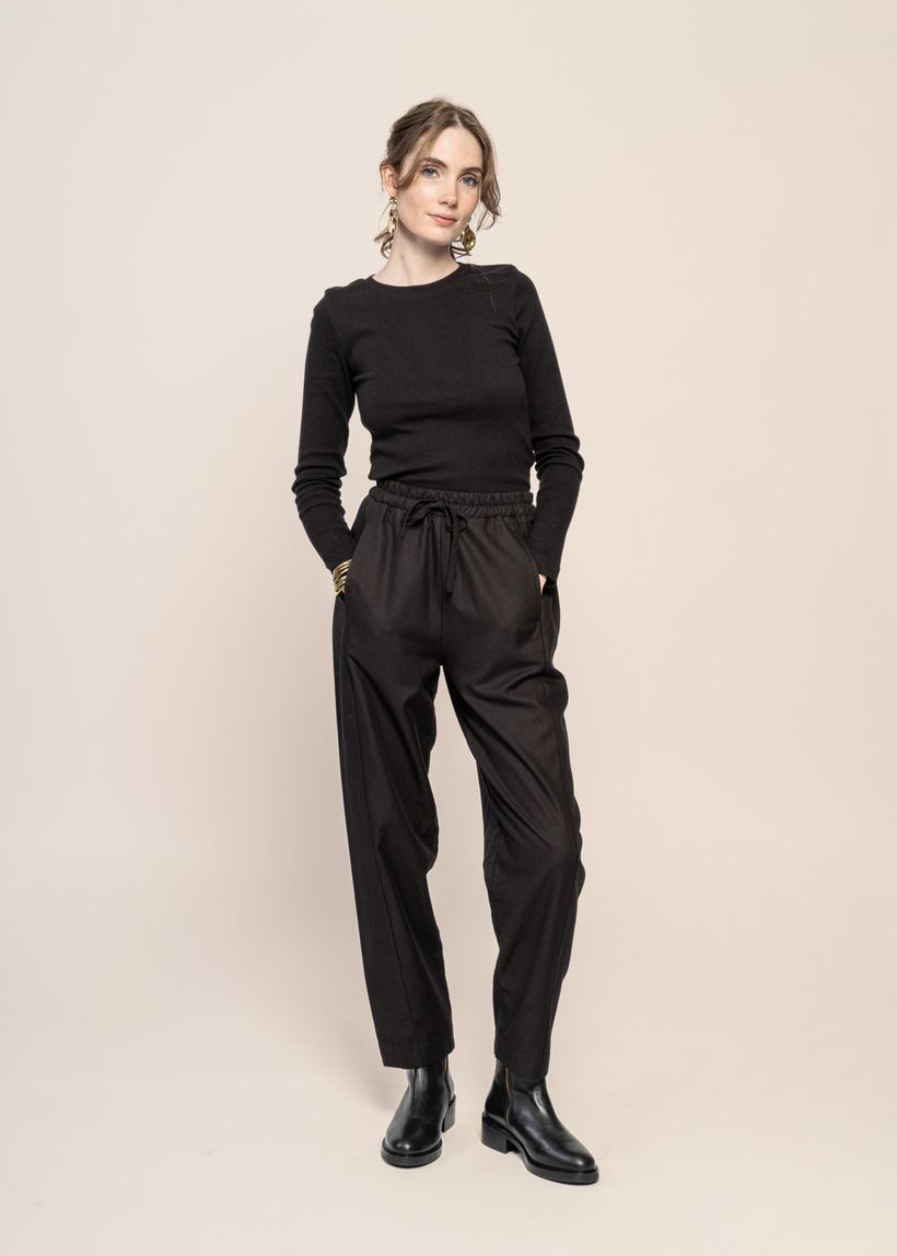 Pantalon droit en coton bio | noir "black bean esther pants black" - Thinking Mu